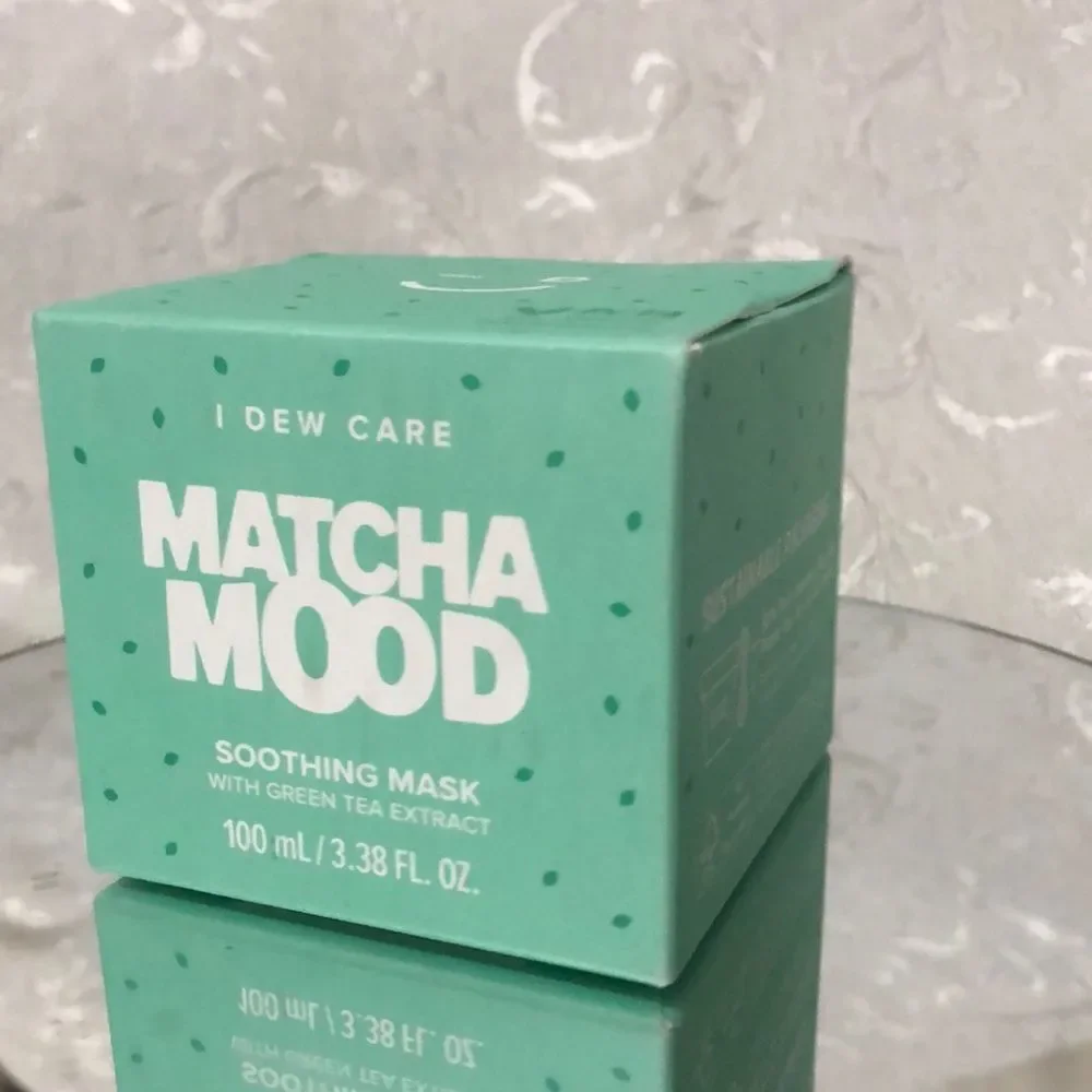Matcha Mood Soothing face mask with green tea extract new sealed in box.